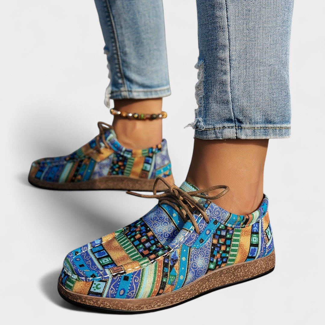 Милена - Шарени Артистични Кецове