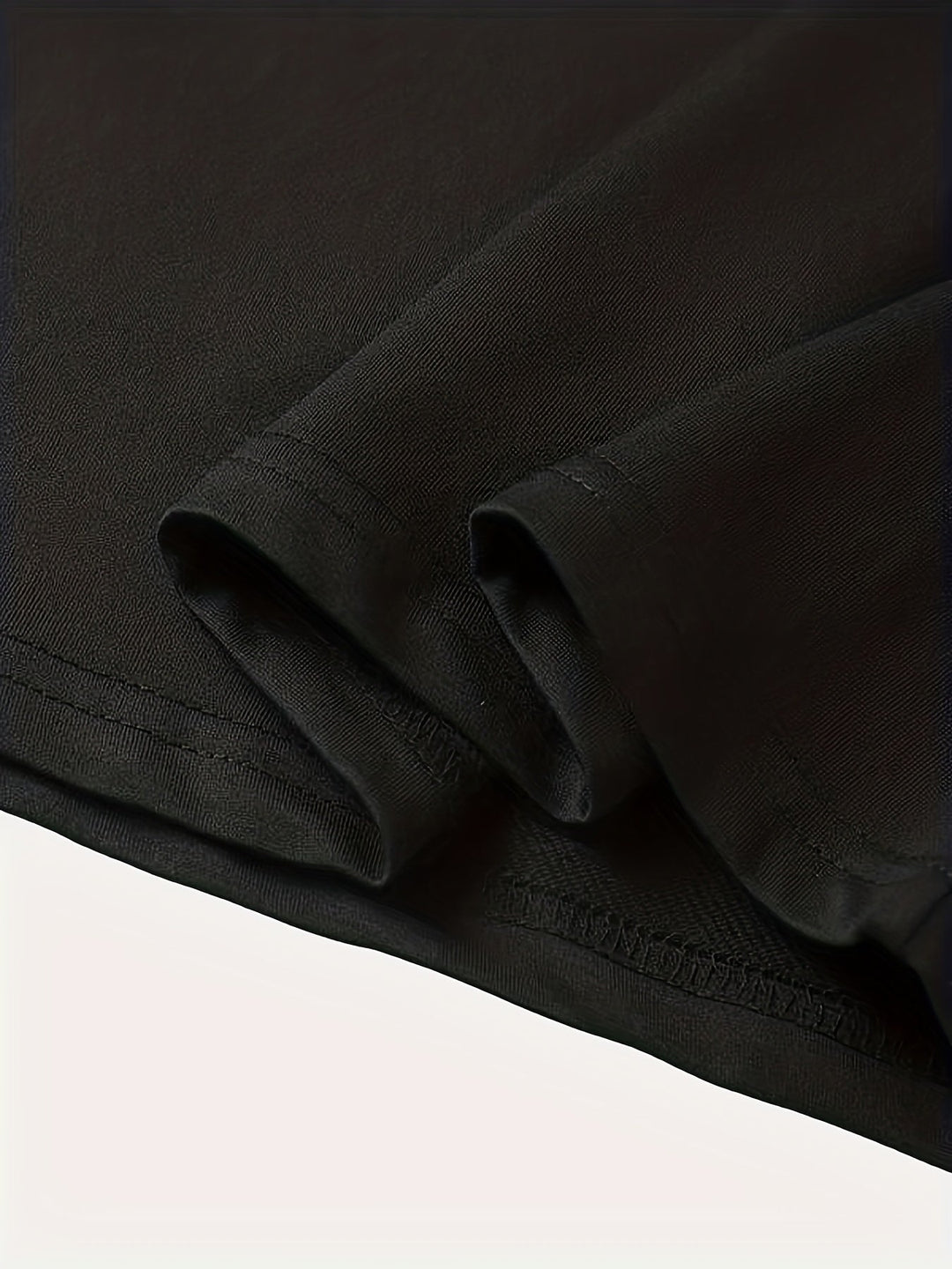 Яна - Стилен t-shirt с кръгло деколте и графичен принт