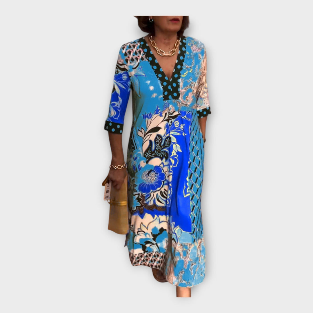 Многоцветна рокля с копчета и 3/4 ръкави