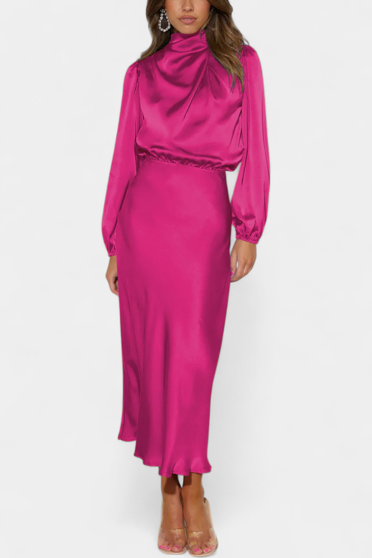 Мария Макси Рокля с Висок Яка и Цветни Детайли